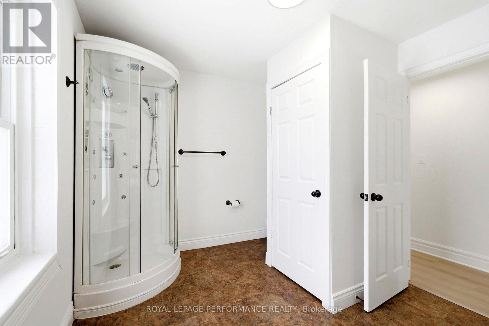 441 ADOLPHUS STREET - 13