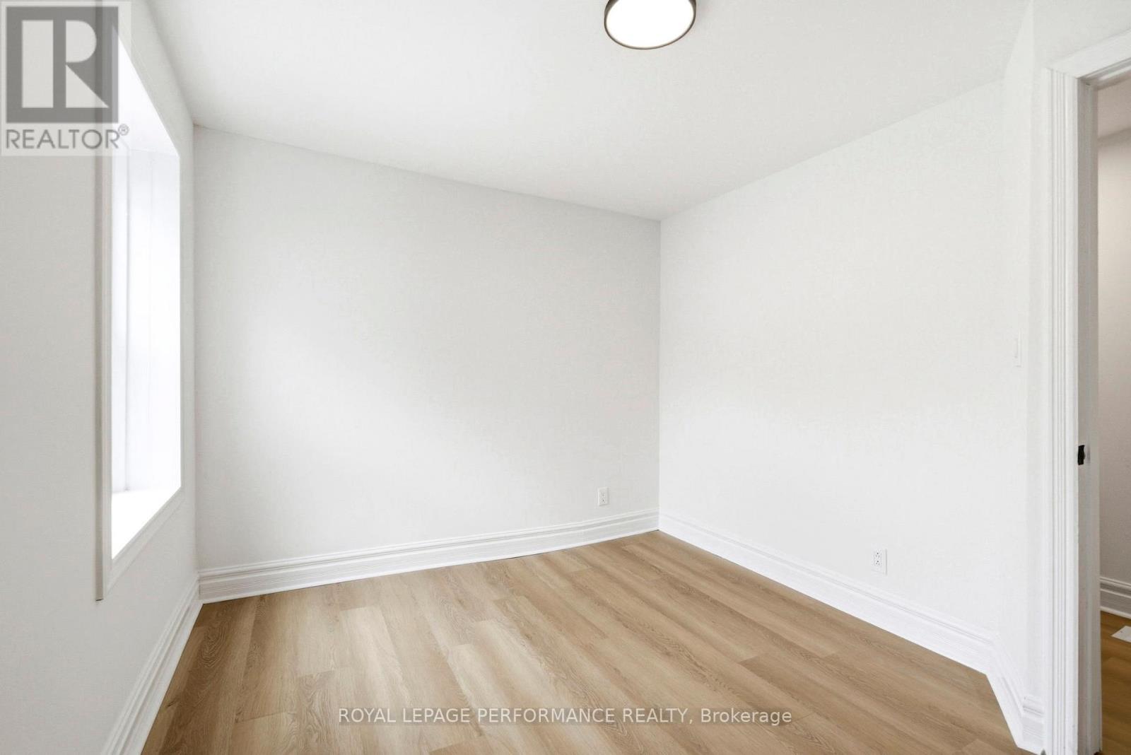 441 ADOLPHUS STREET - 17