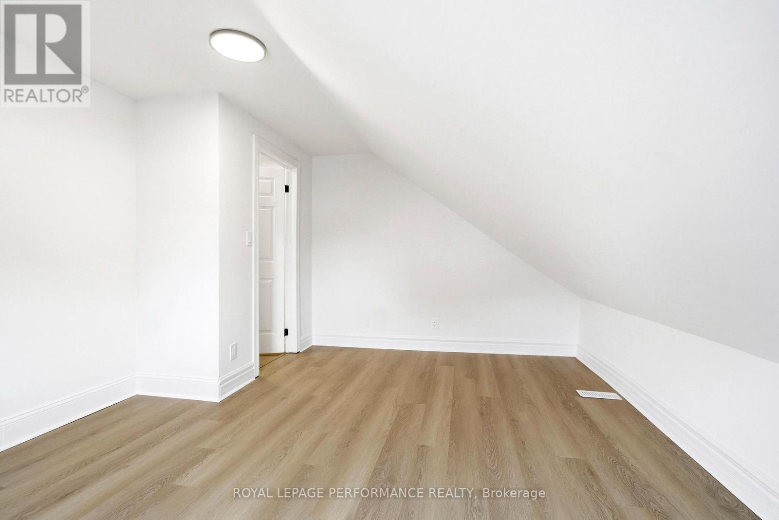 441 ADOLPHUS STREET — photo 33