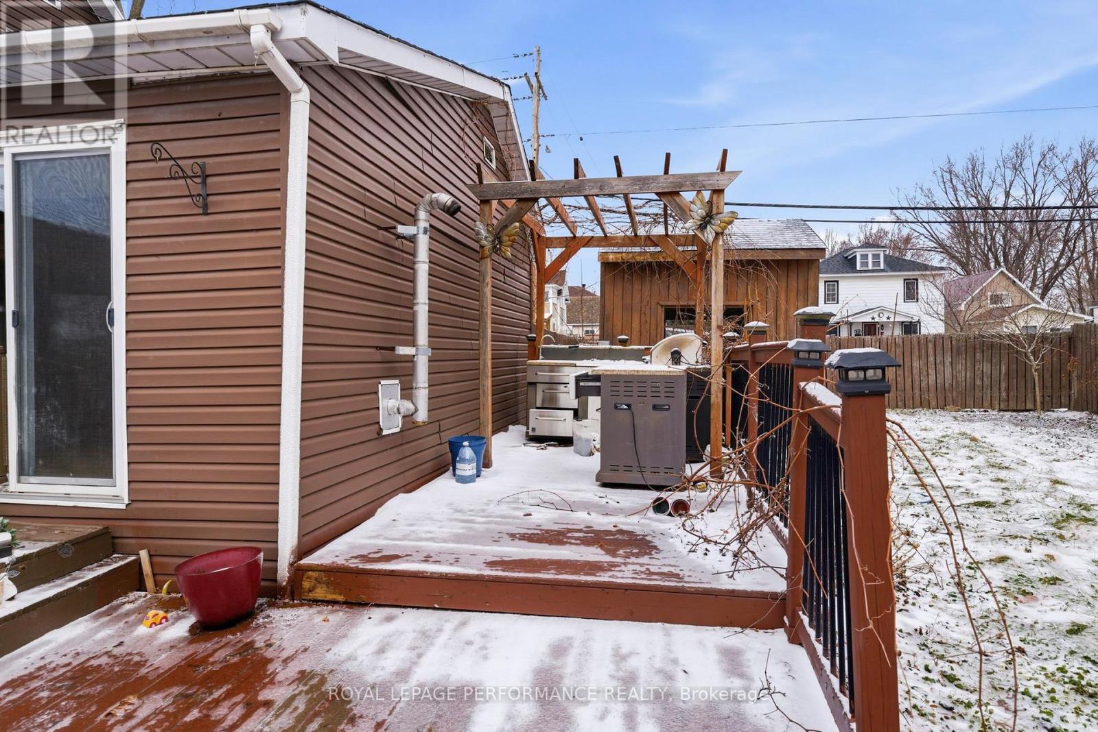 441 ADOLPHUS STREET — photo 38