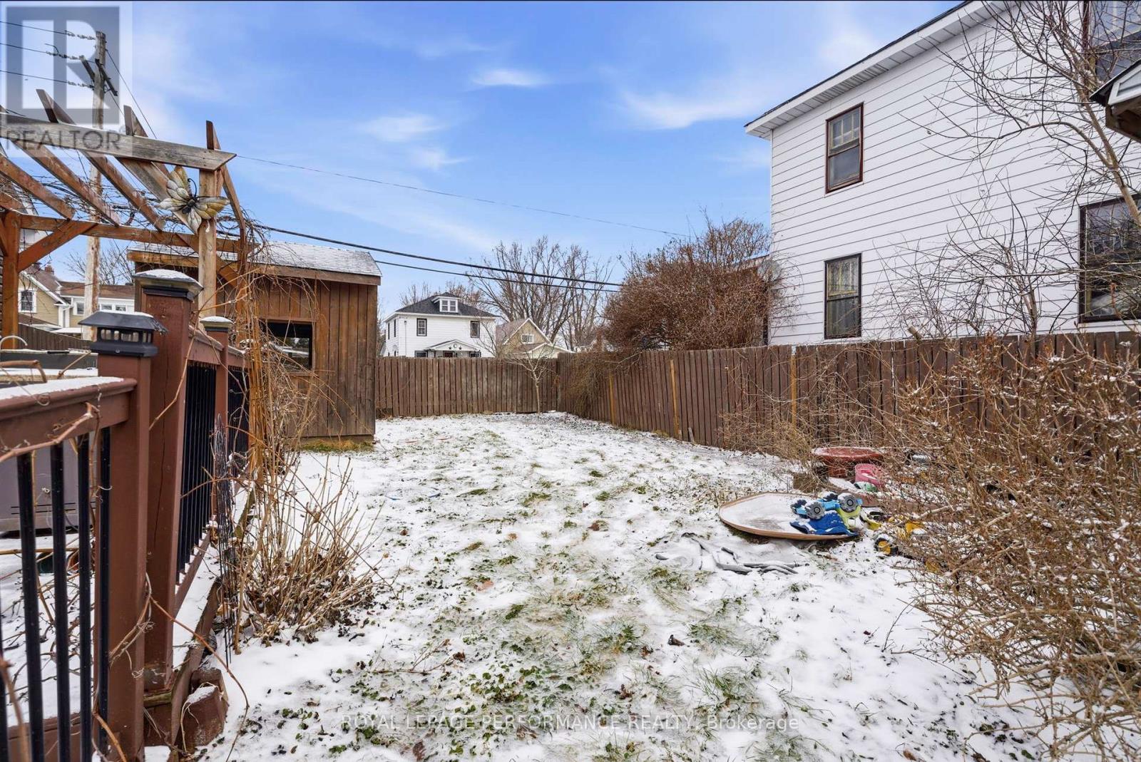 441 ADOLPHUS STREET — photo 41
