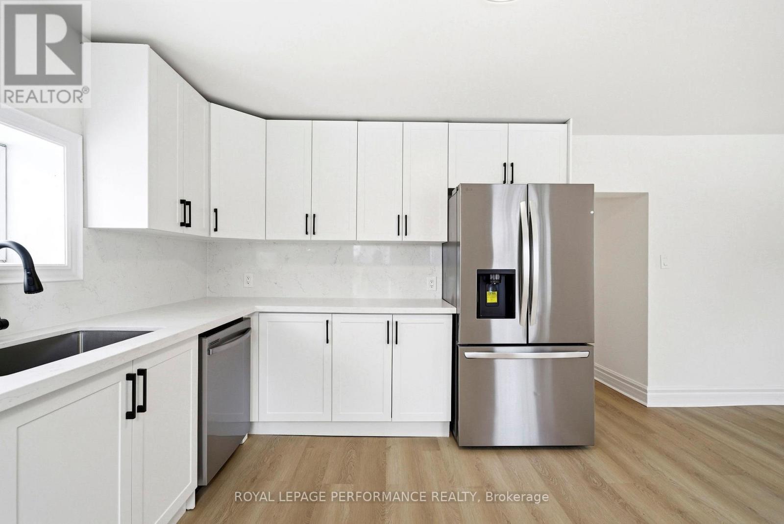 441 ADOLPHUS STREET - 9