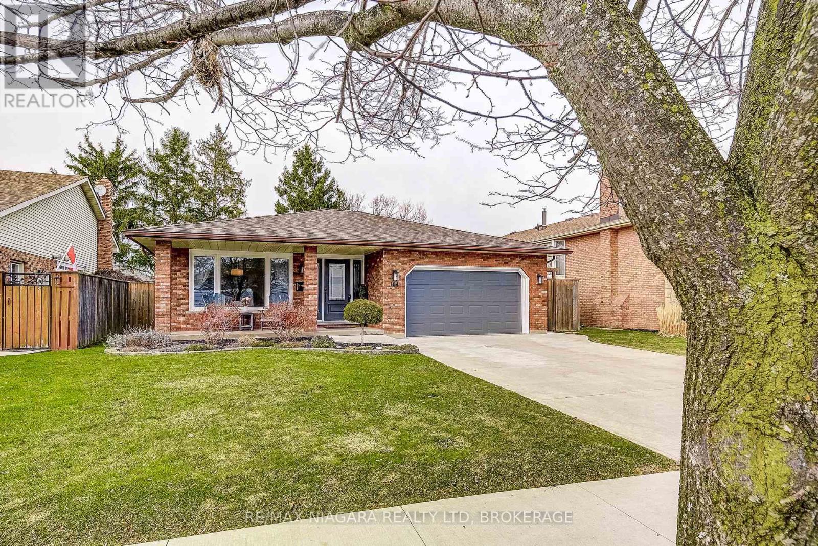 104 WHITEOAK CRESCENT - 5