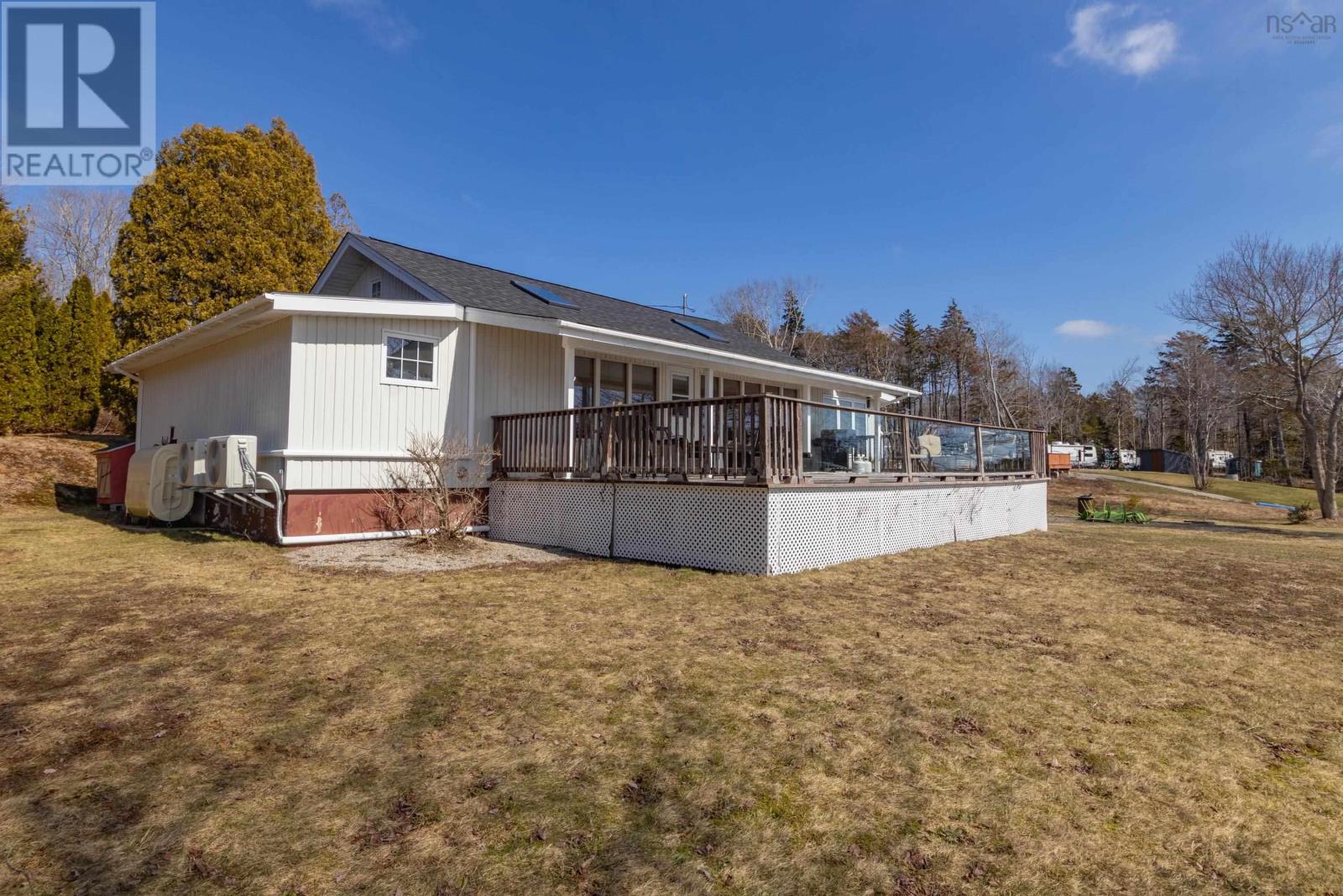 267 Victor Lake Estates Road - 33