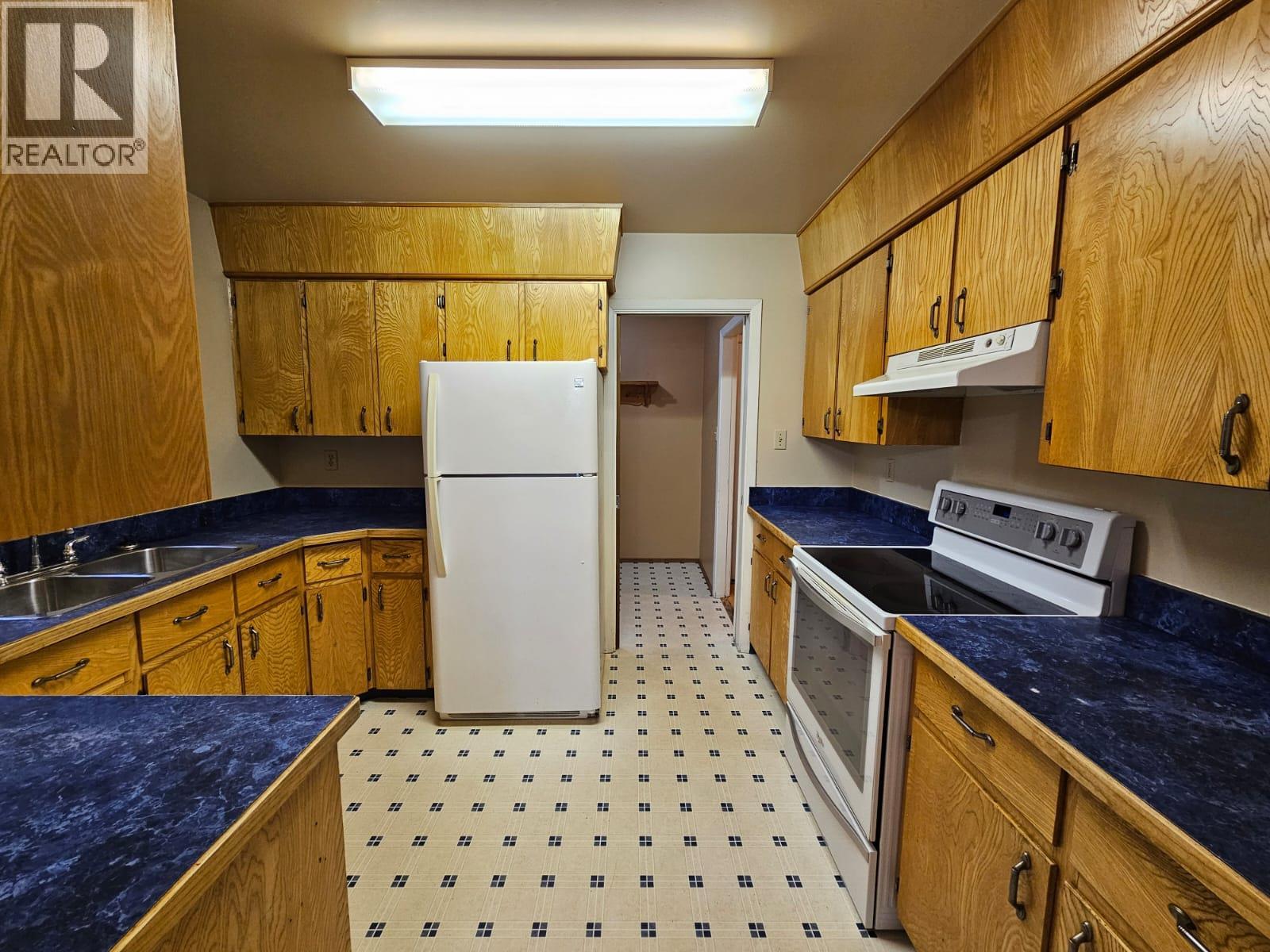 11100 16 STREET - 11