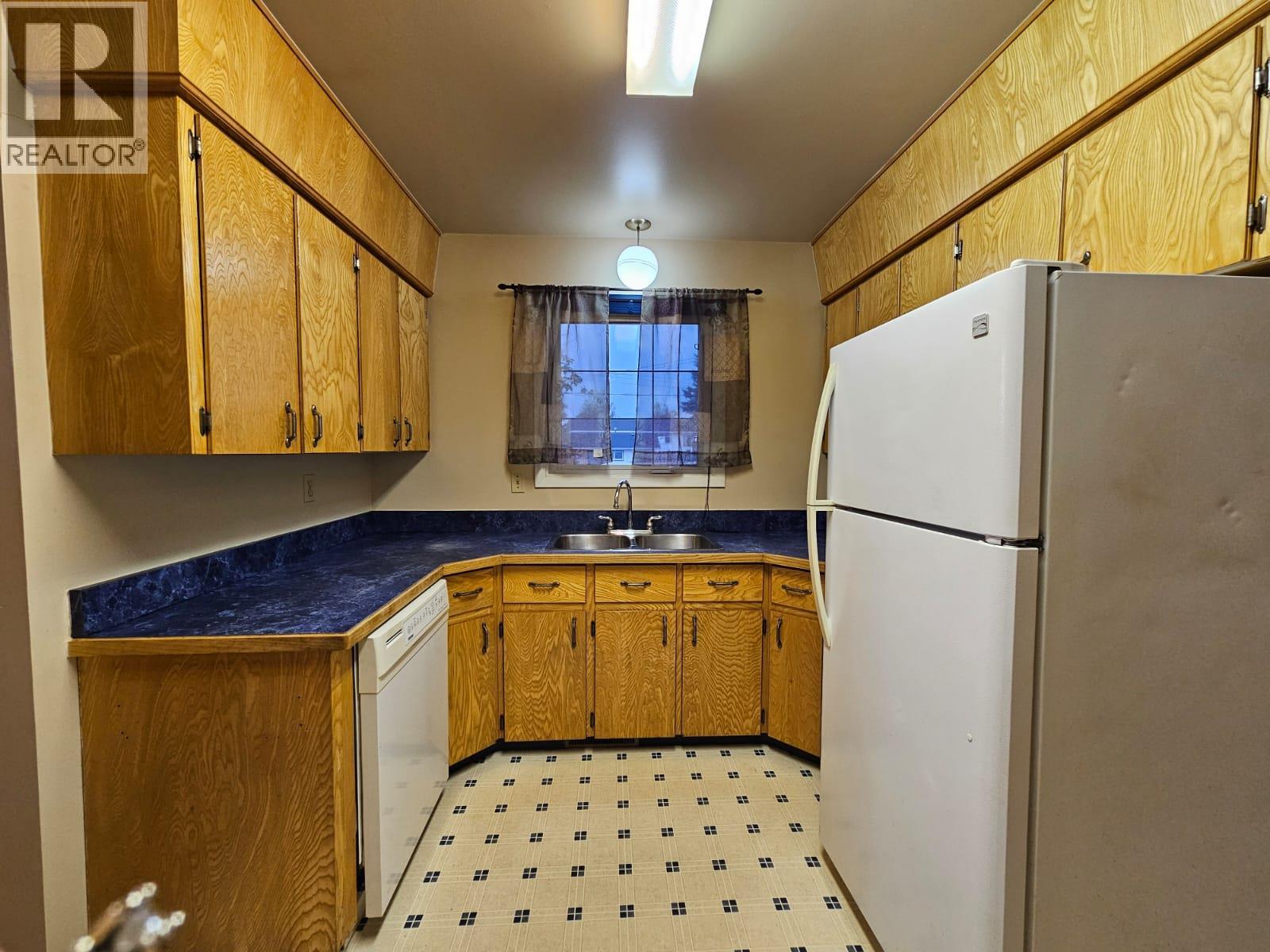 11100 16 STREET - 12