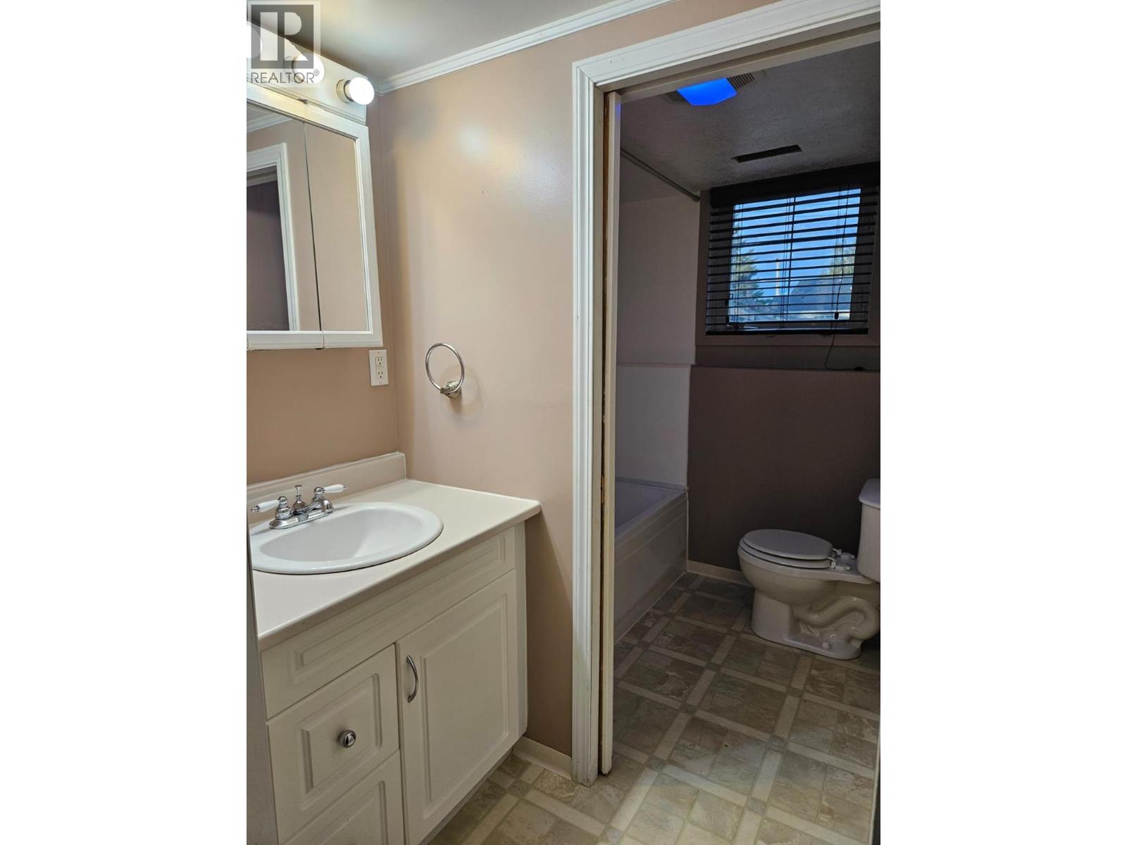 11100 16 STREET - 42