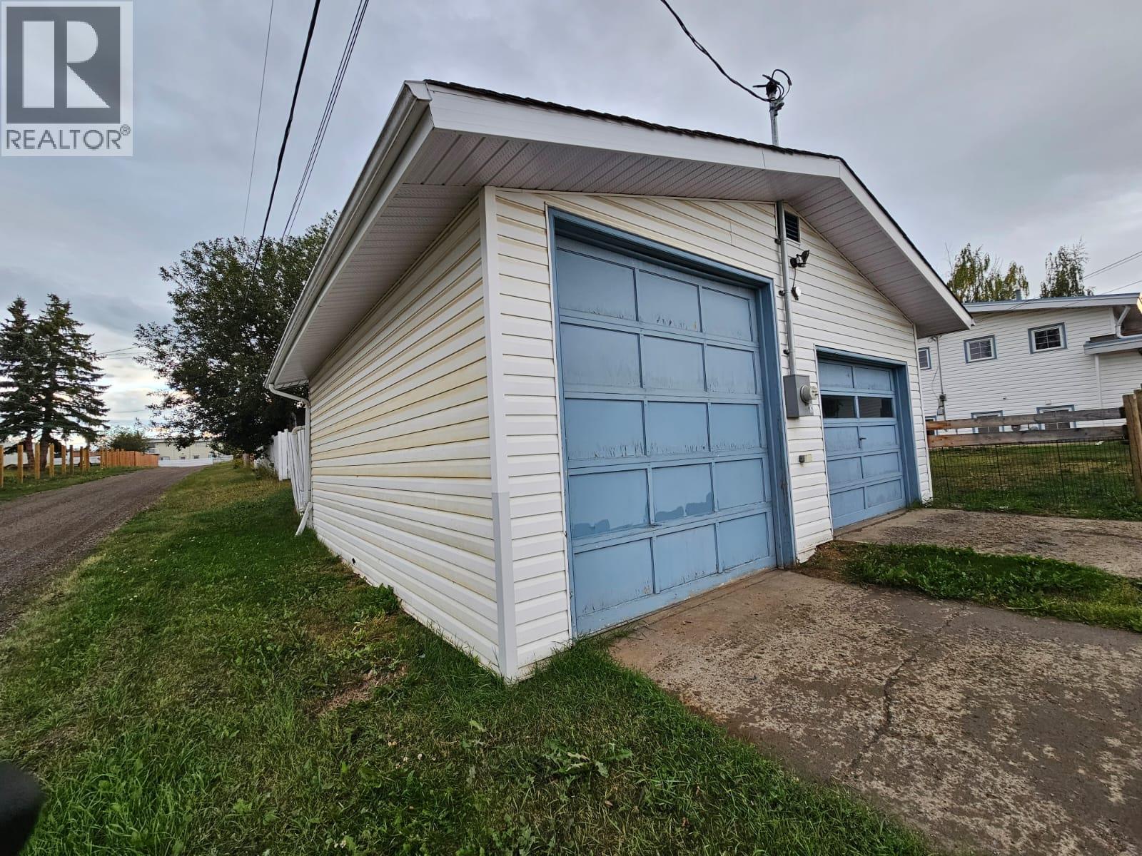 11100 16 STREET - 52