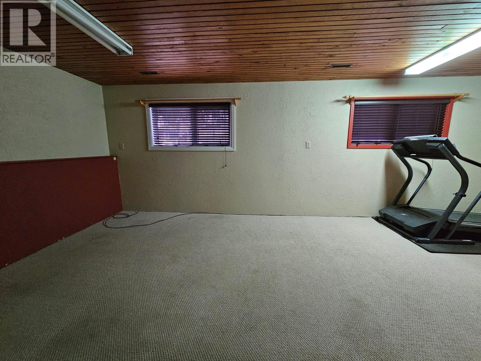 11100 16 STREET - 35