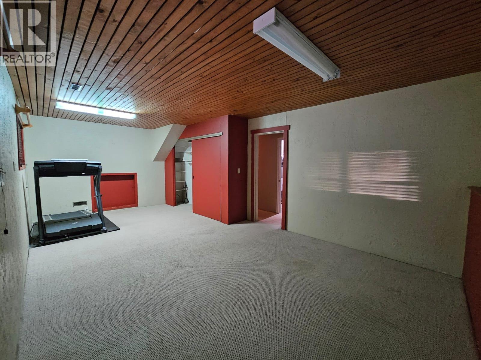 11100 16 STREET - 34