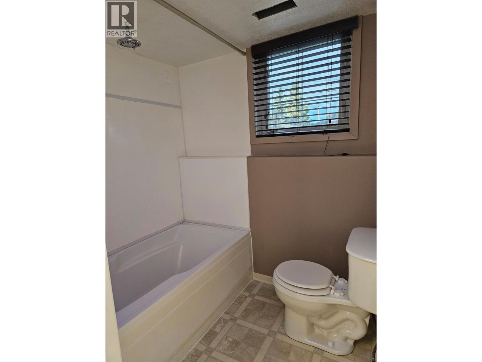 11100 16 STREET - 43