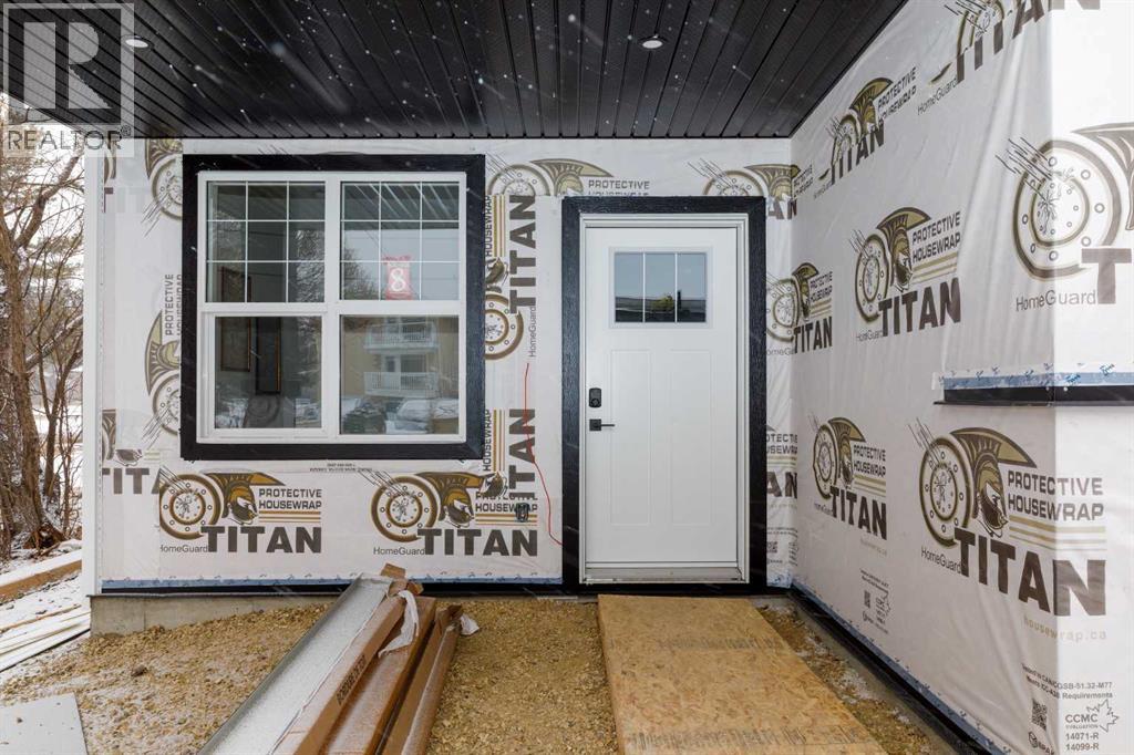 5463 55 Avenue, Lacombe