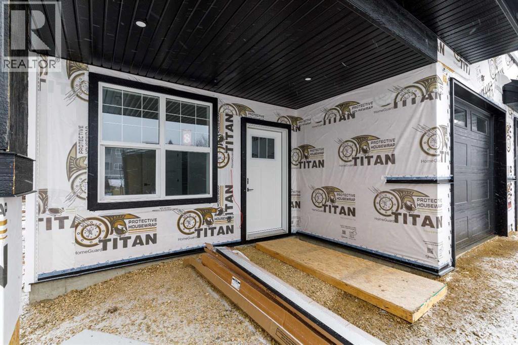 5463 55 Avenue, Lacombe