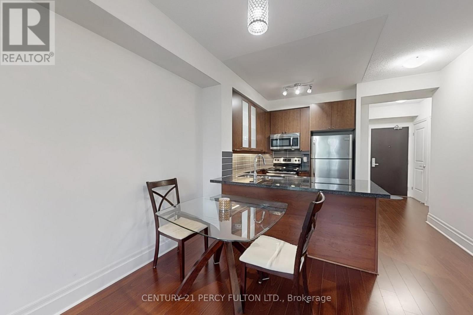 #207 131 UPPER DUKE CRESCENT - 16