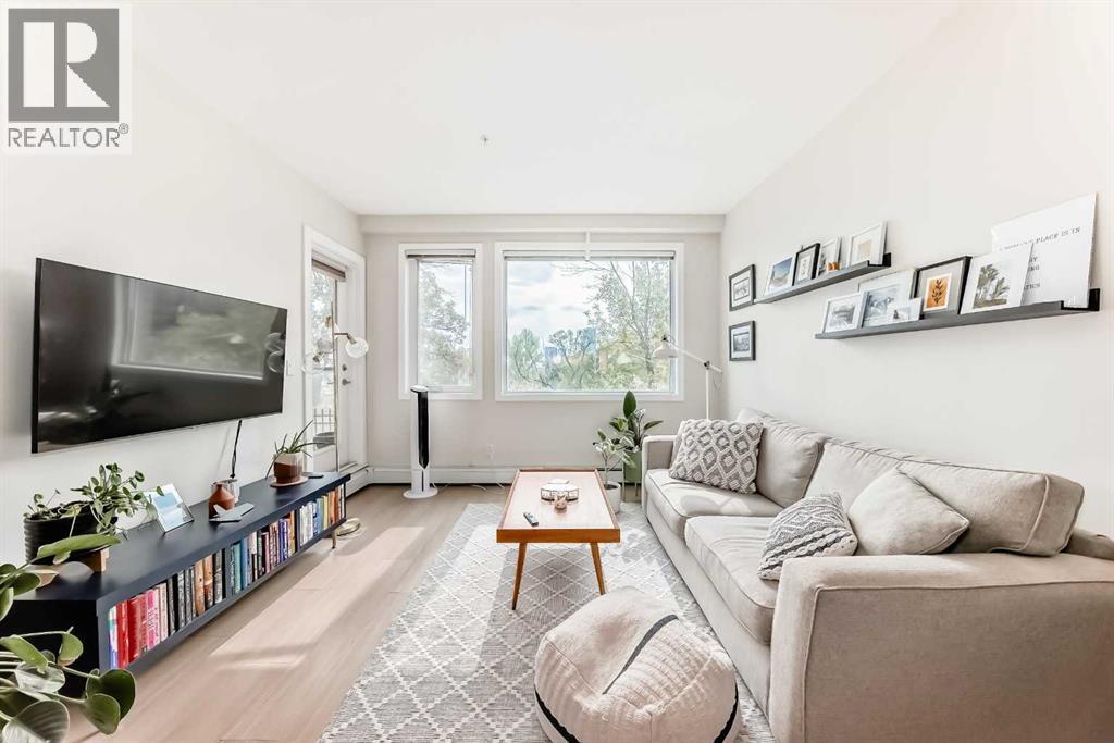 Single Family House for Sale in    Street NE Renfrew Calgary 