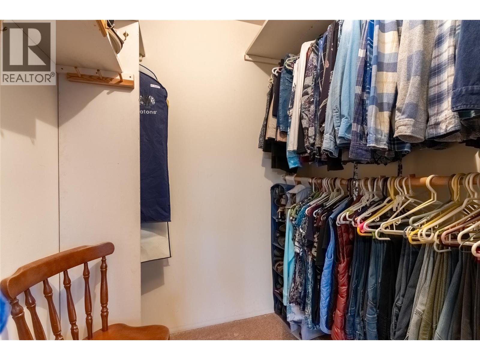 4066 AGATE BAY Road, Barriere