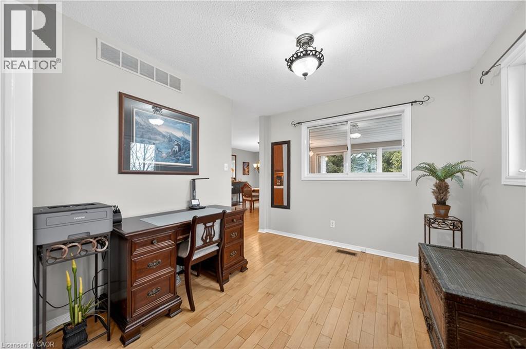 599 HARVEY STREET - 8