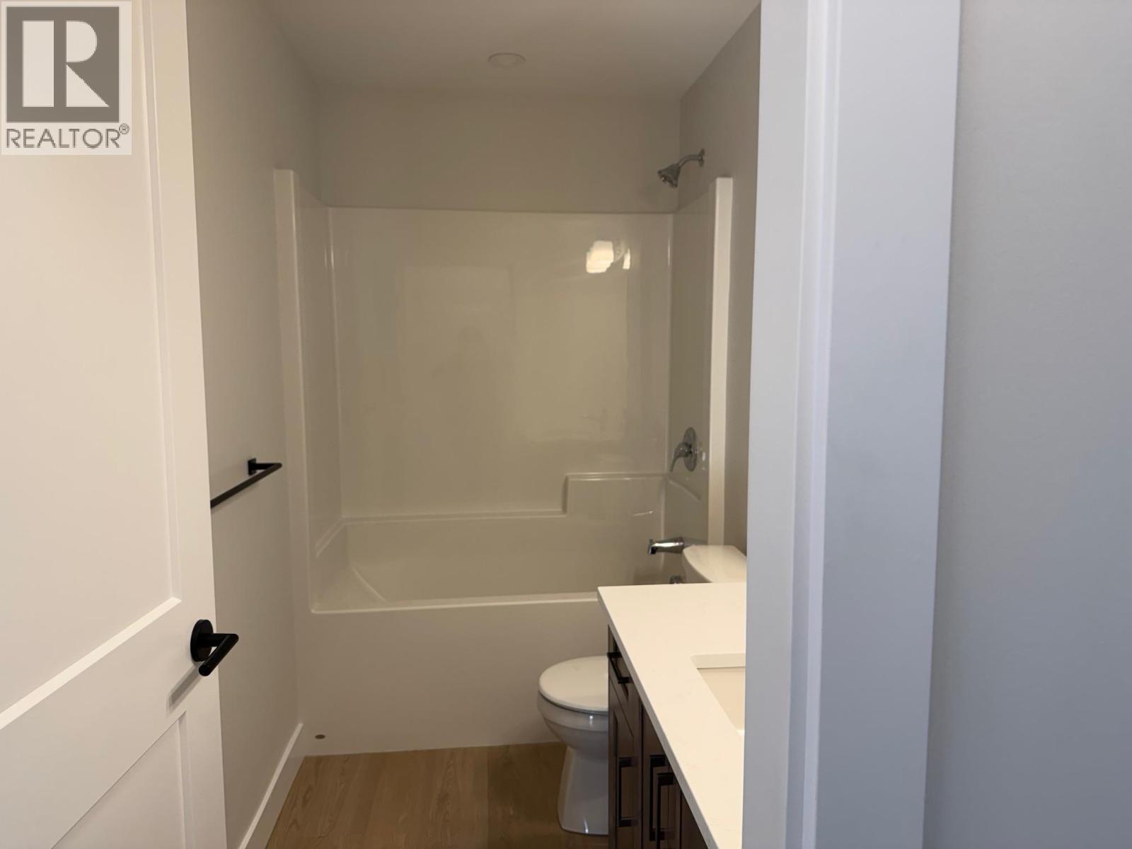 855 SCHREINER Street, Kamloops