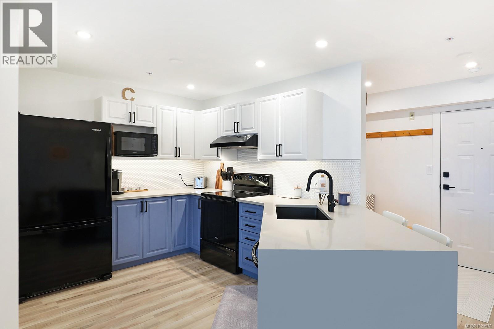#212 1320 Henry Rd - 10