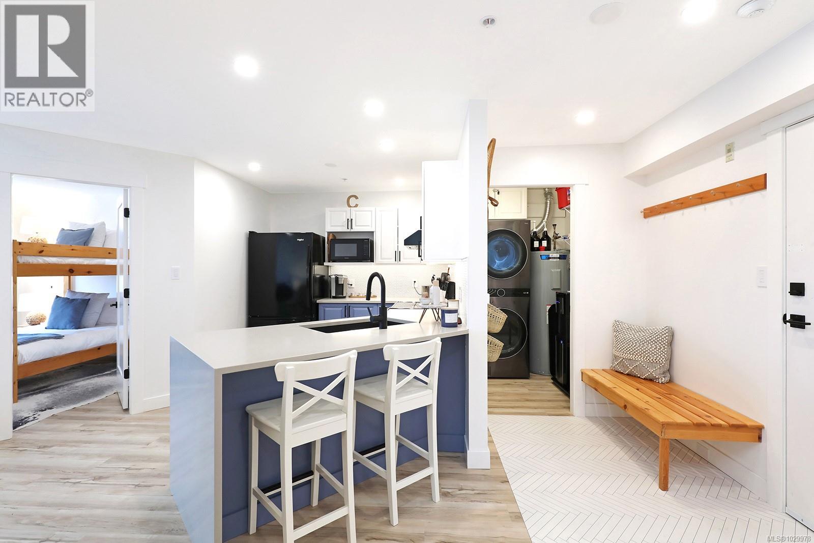 #212 1320 Henry Rd - 14