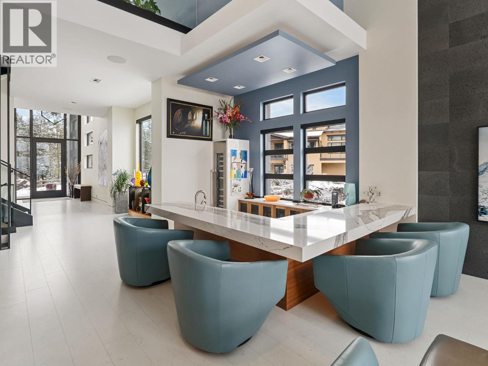  722 Highpointe Place, Kelowna