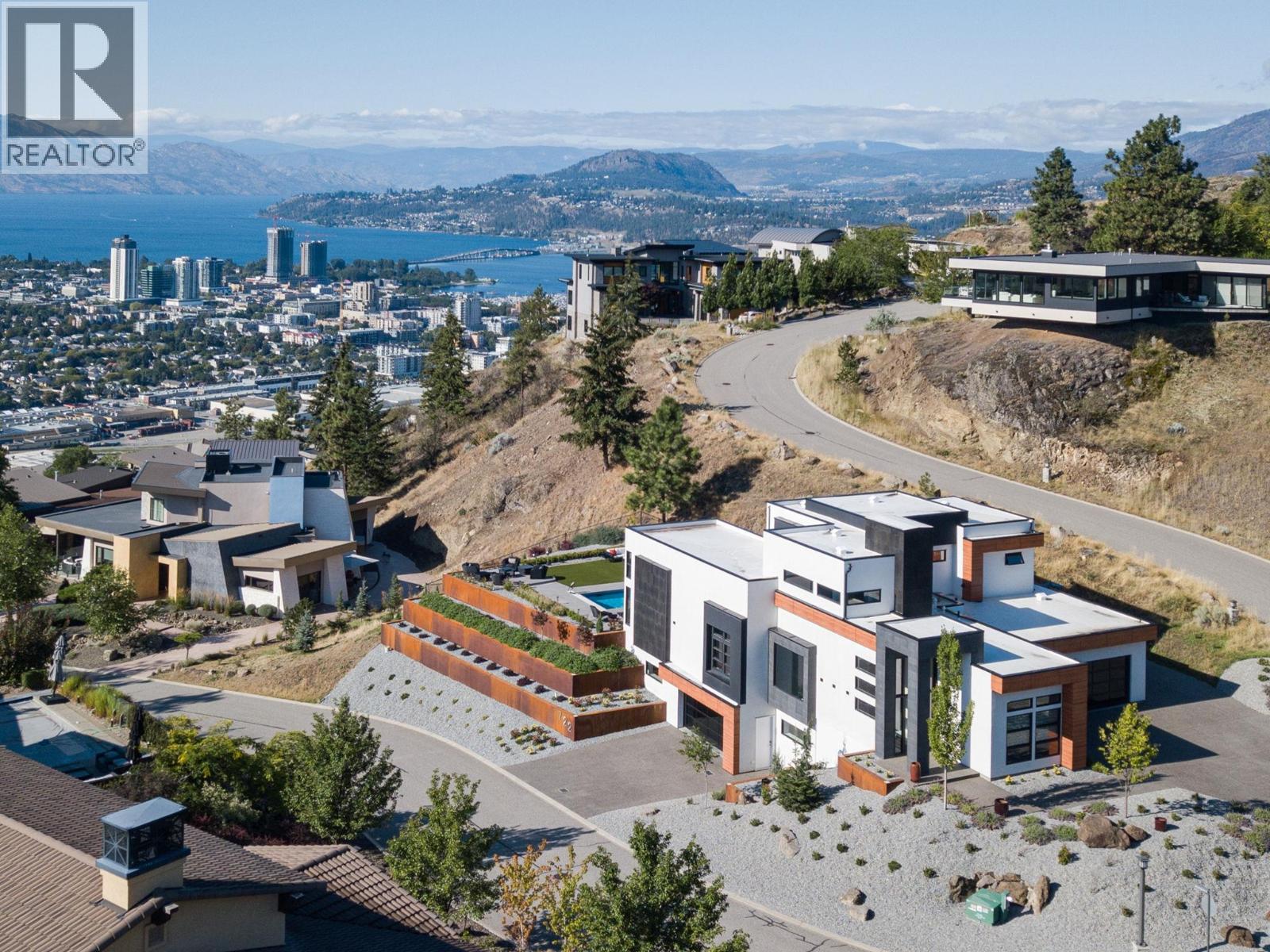  722 Highpointe Place, Kelowna