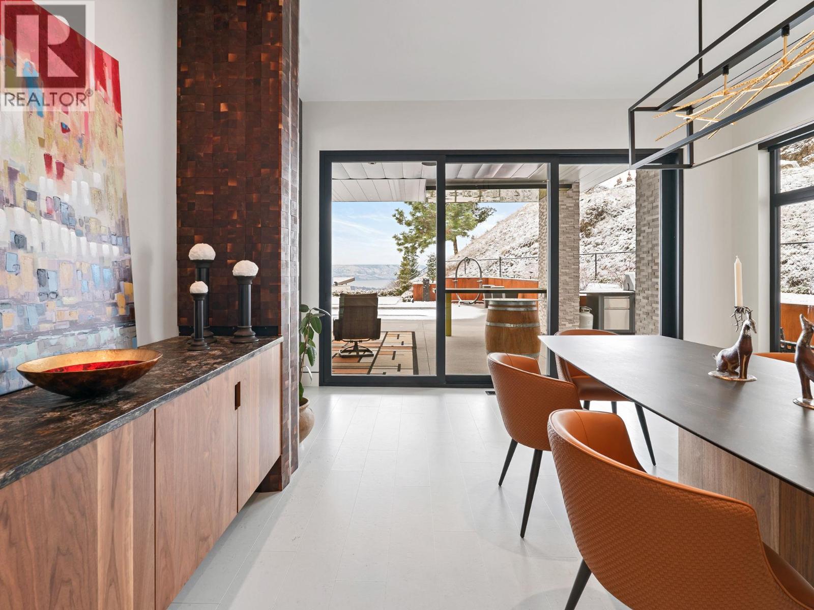  722 Highpointe Place, Kelowna