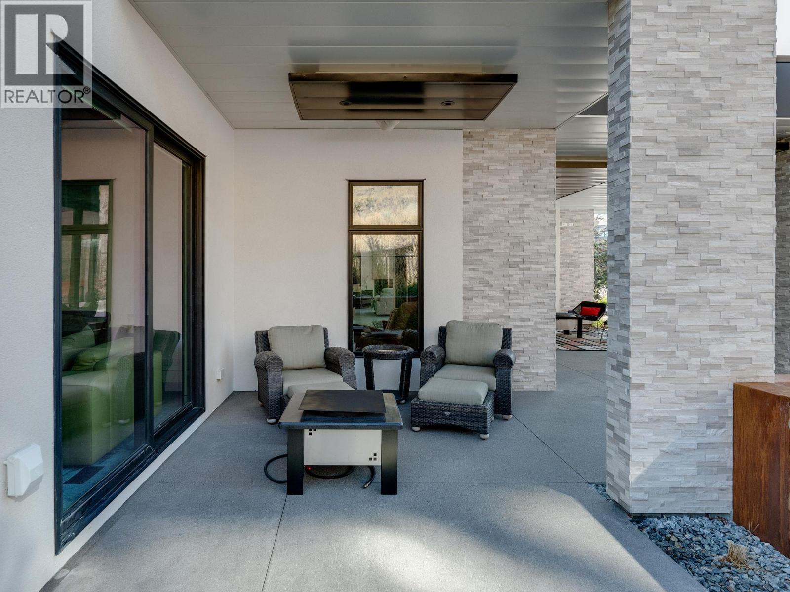  722 Highpointe Place, Kelowna