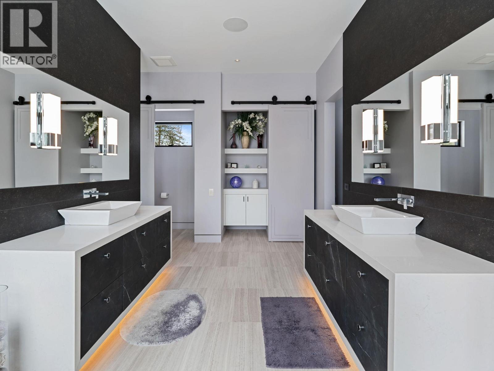  722 Highpointe Place, Kelowna