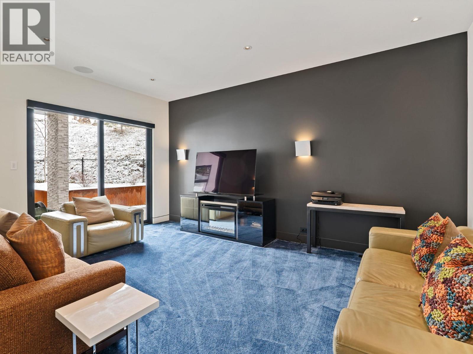  722 Highpointe Place, Kelowna