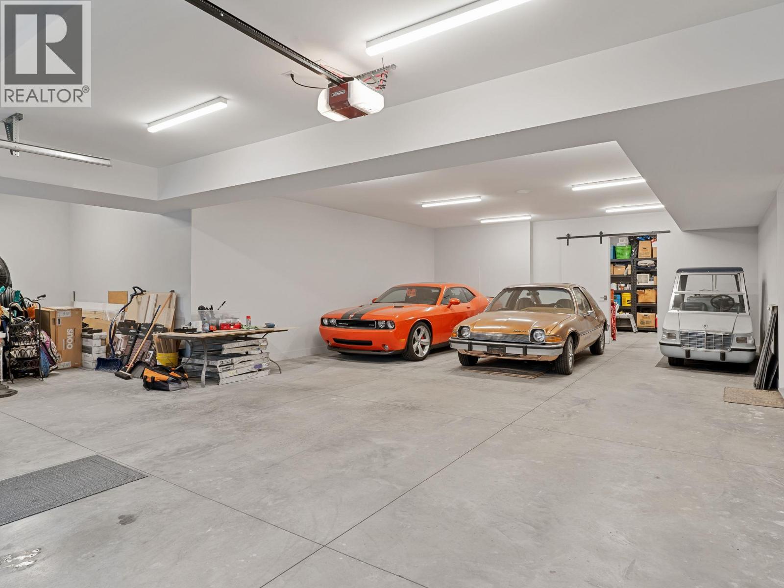  722 Highpointe Place, Kelowna