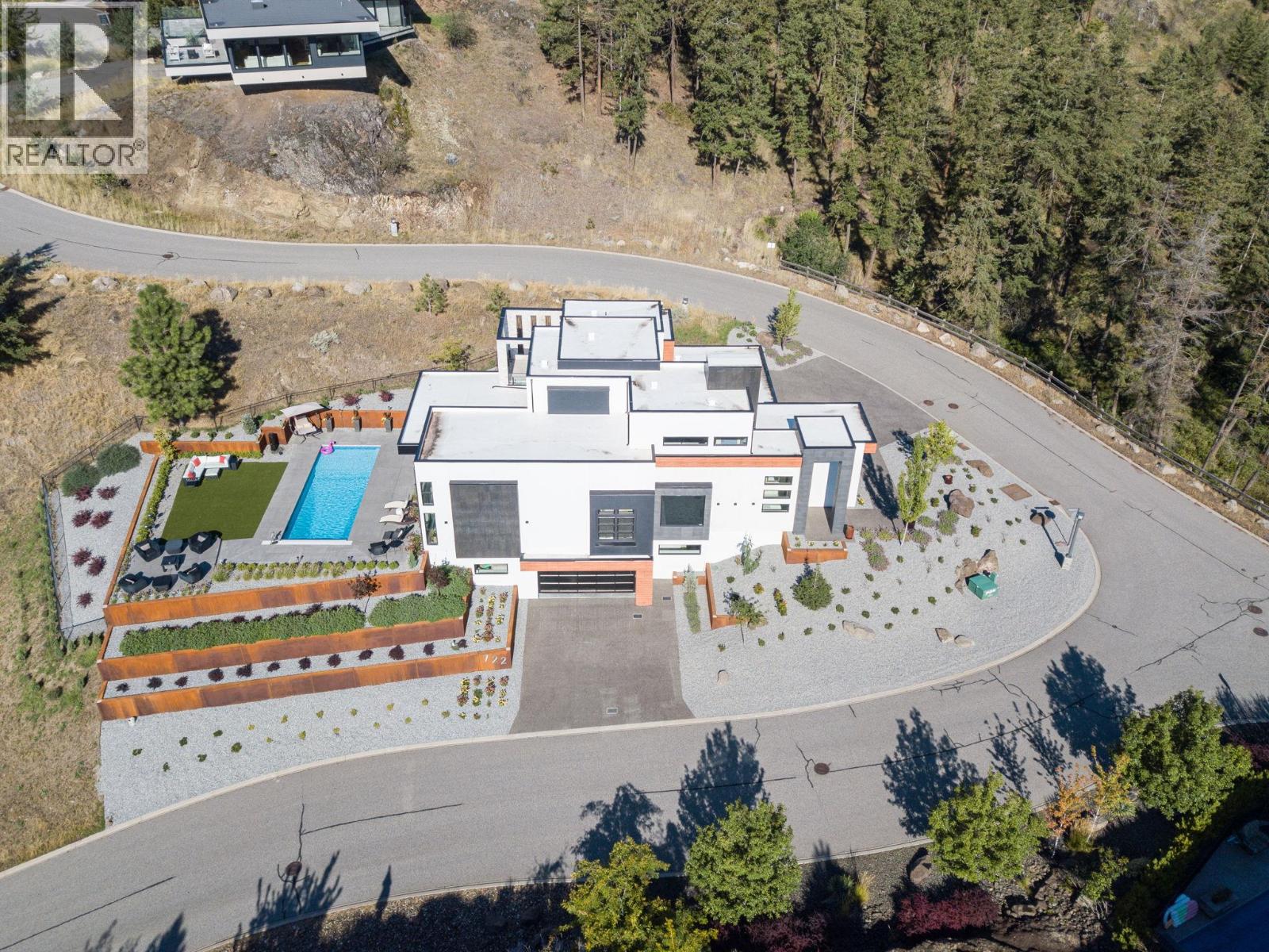  722 Highpointe Place, Kelowna