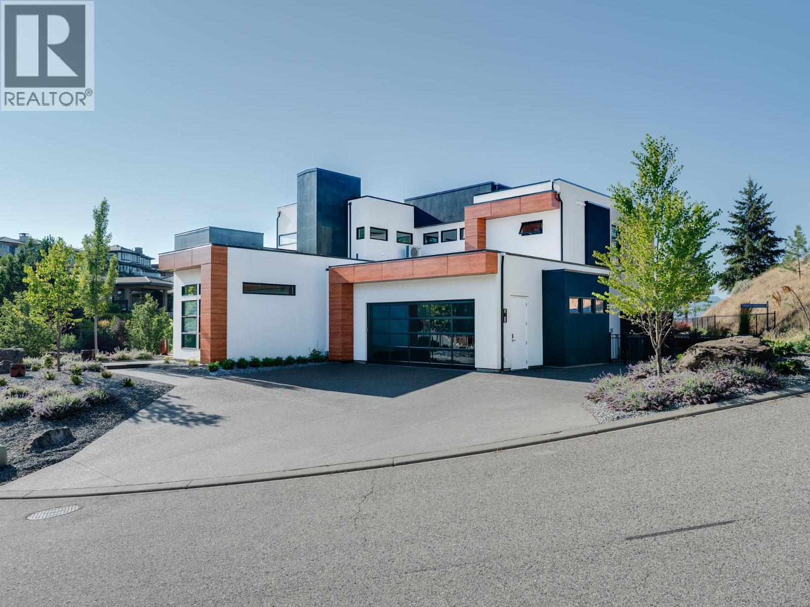  722 Highpointe Place, Kelowna