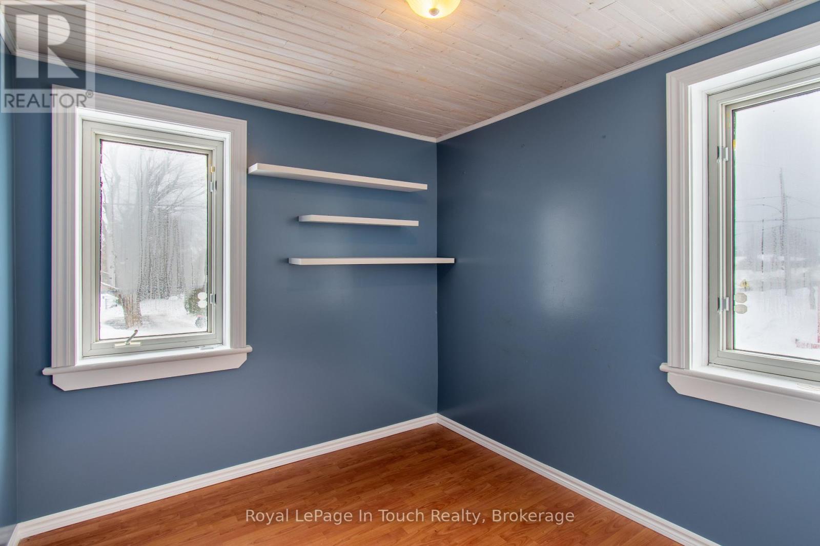 326 LAFONTAINE ROAD W - 23