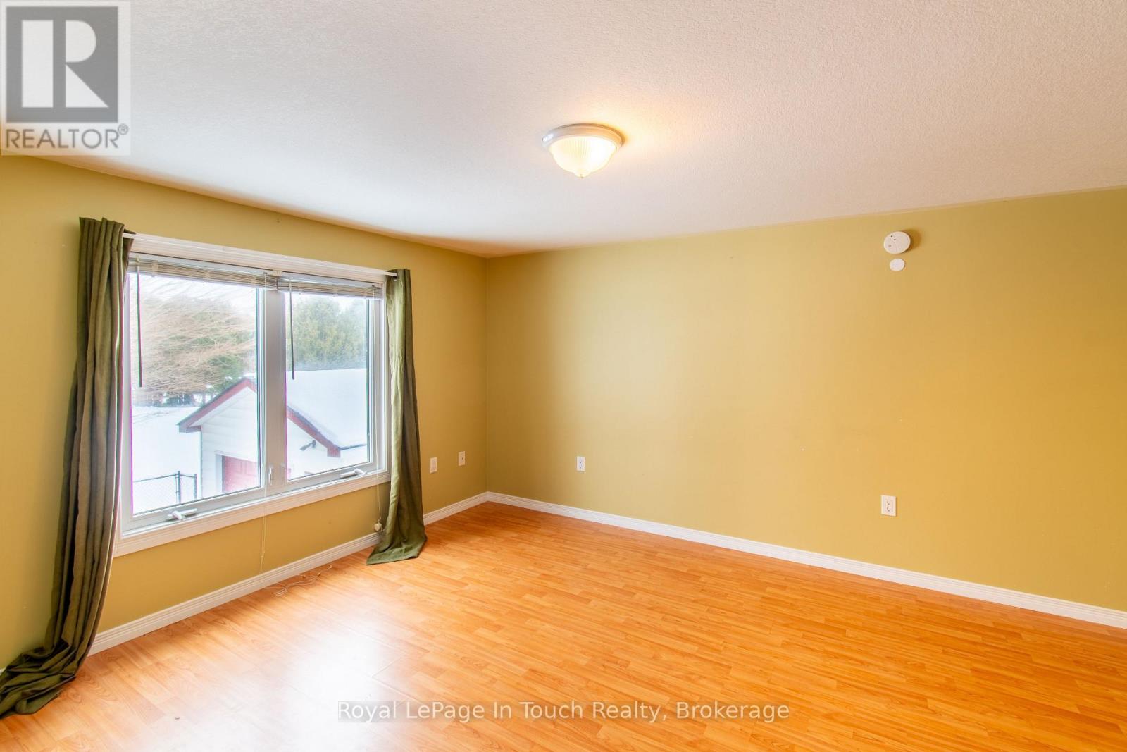 326 LAFONTAINE ROAD W - 35