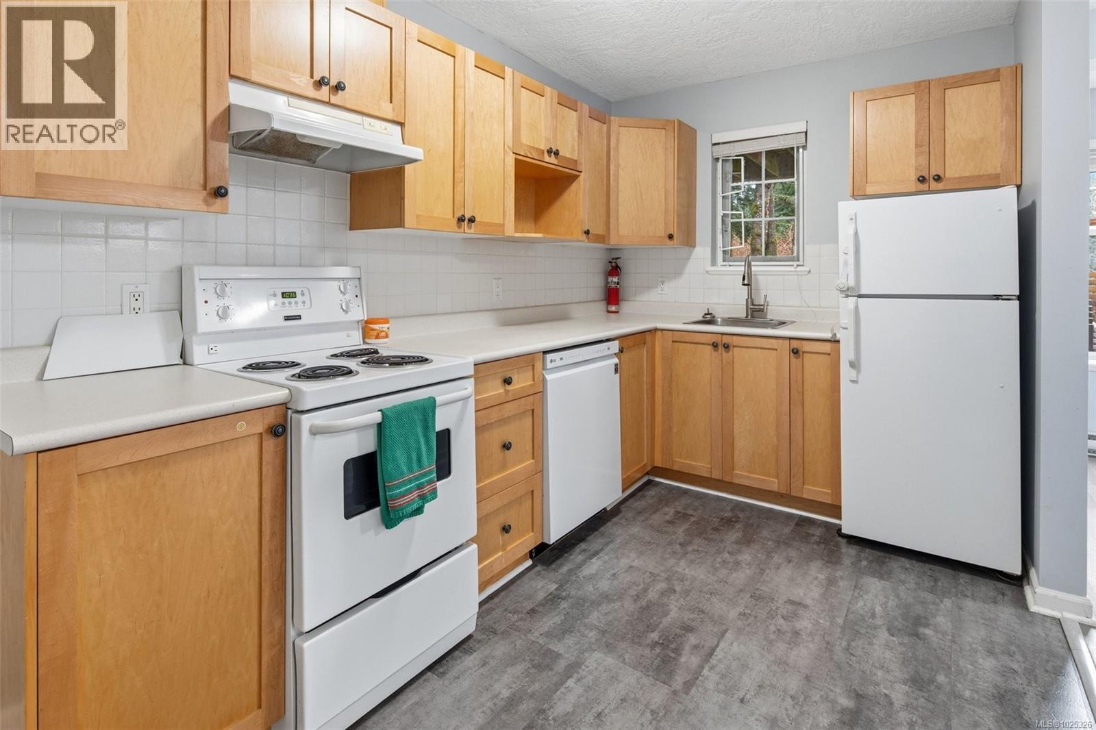 2440 DRIFTWOOD DR - 53