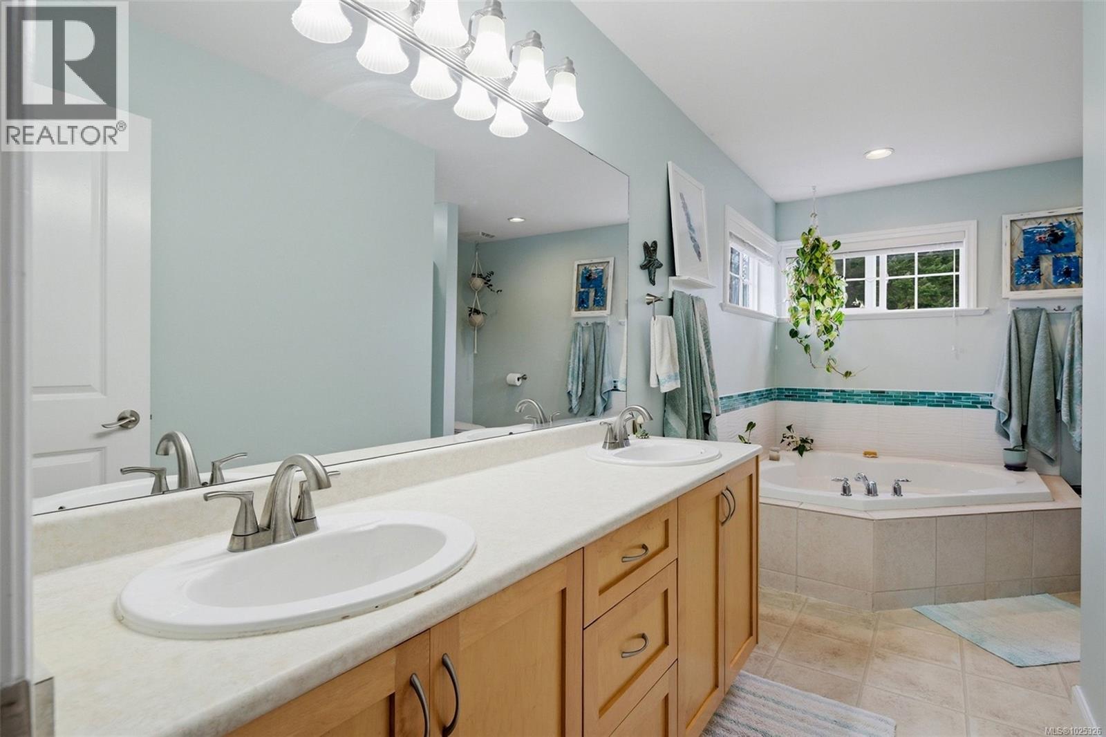 2440 DRIFTWOOD DR - 39