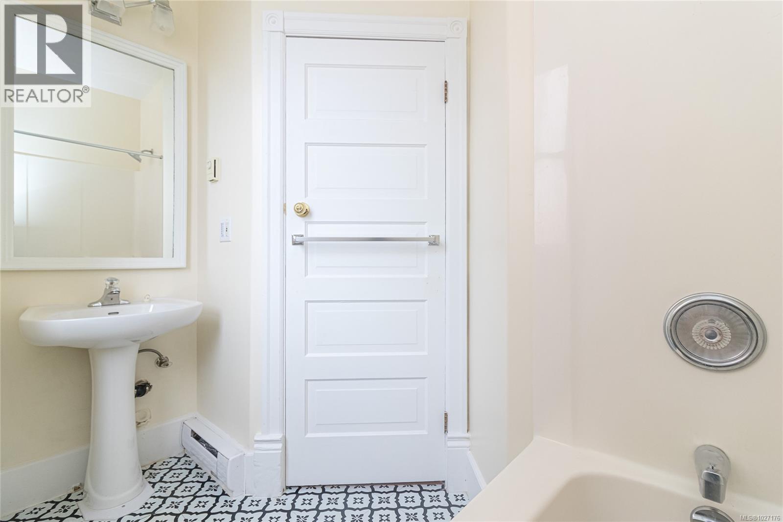 1418 FERNWOOD RD - 19