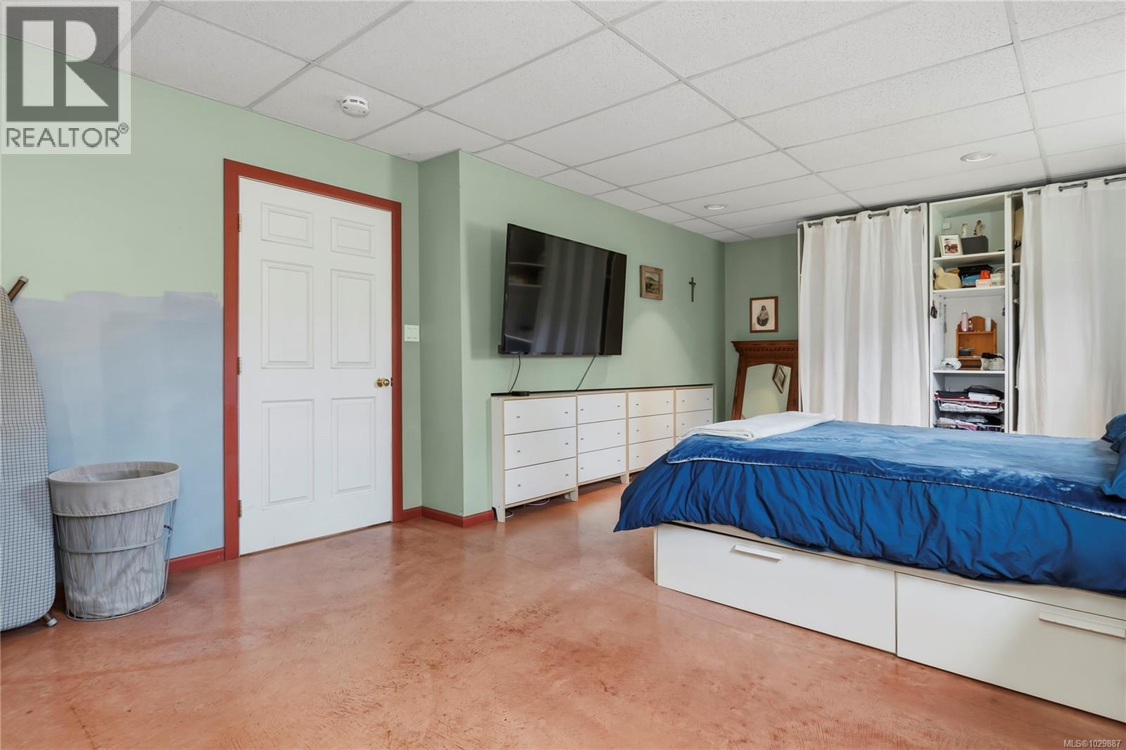 4010 Deerfield Rd - 33