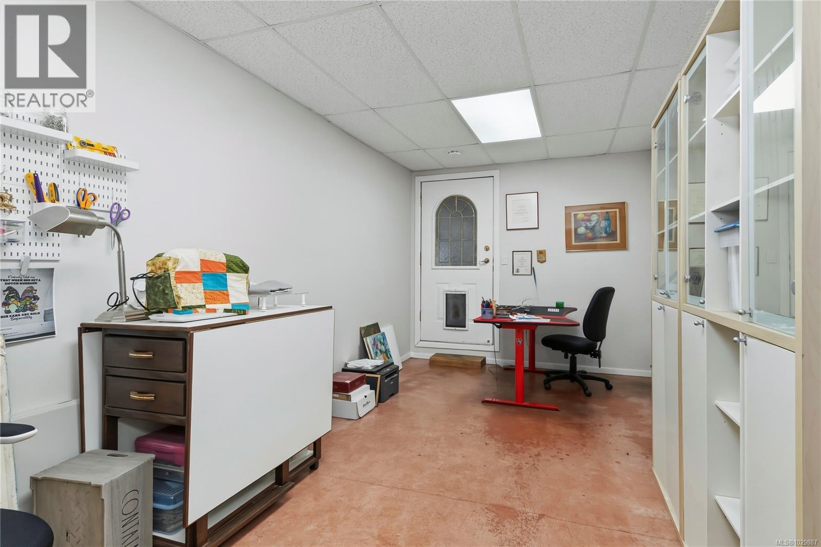4010 Deerfield Rd - 40