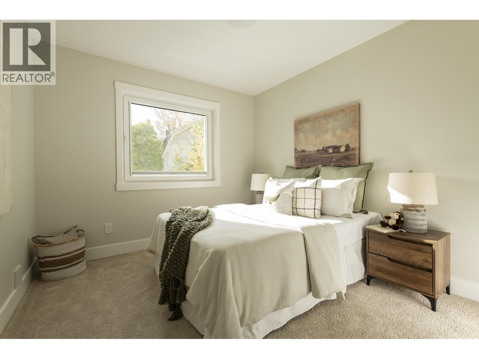 2 4569 ARTHUR DRIVE, Delta