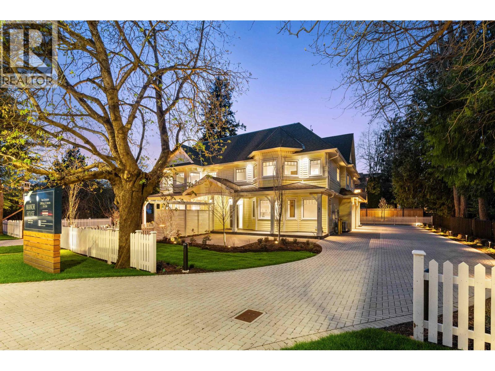 2 4569 ARTHUR DRIVE, Delta