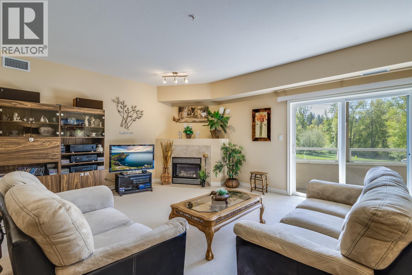 306 1961 Durnin Road, Kelowna