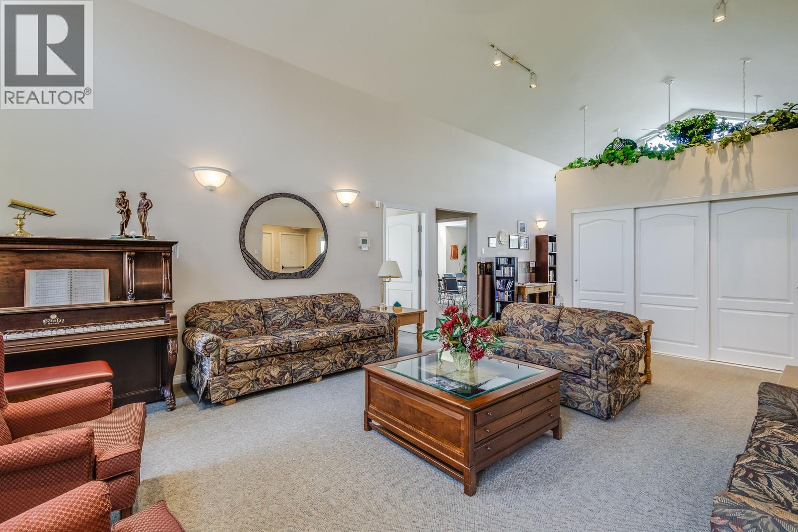 306 1961 Durnin Road, Kelowna