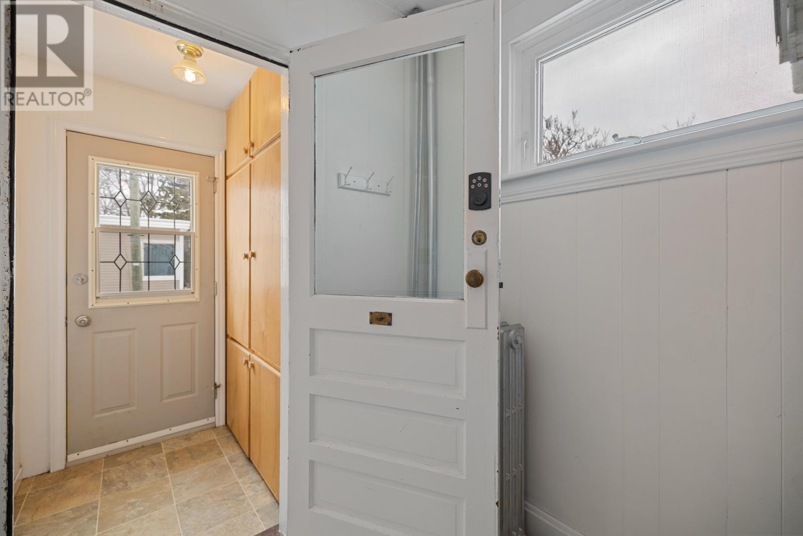 11 & 11A FELLING STREET - 21