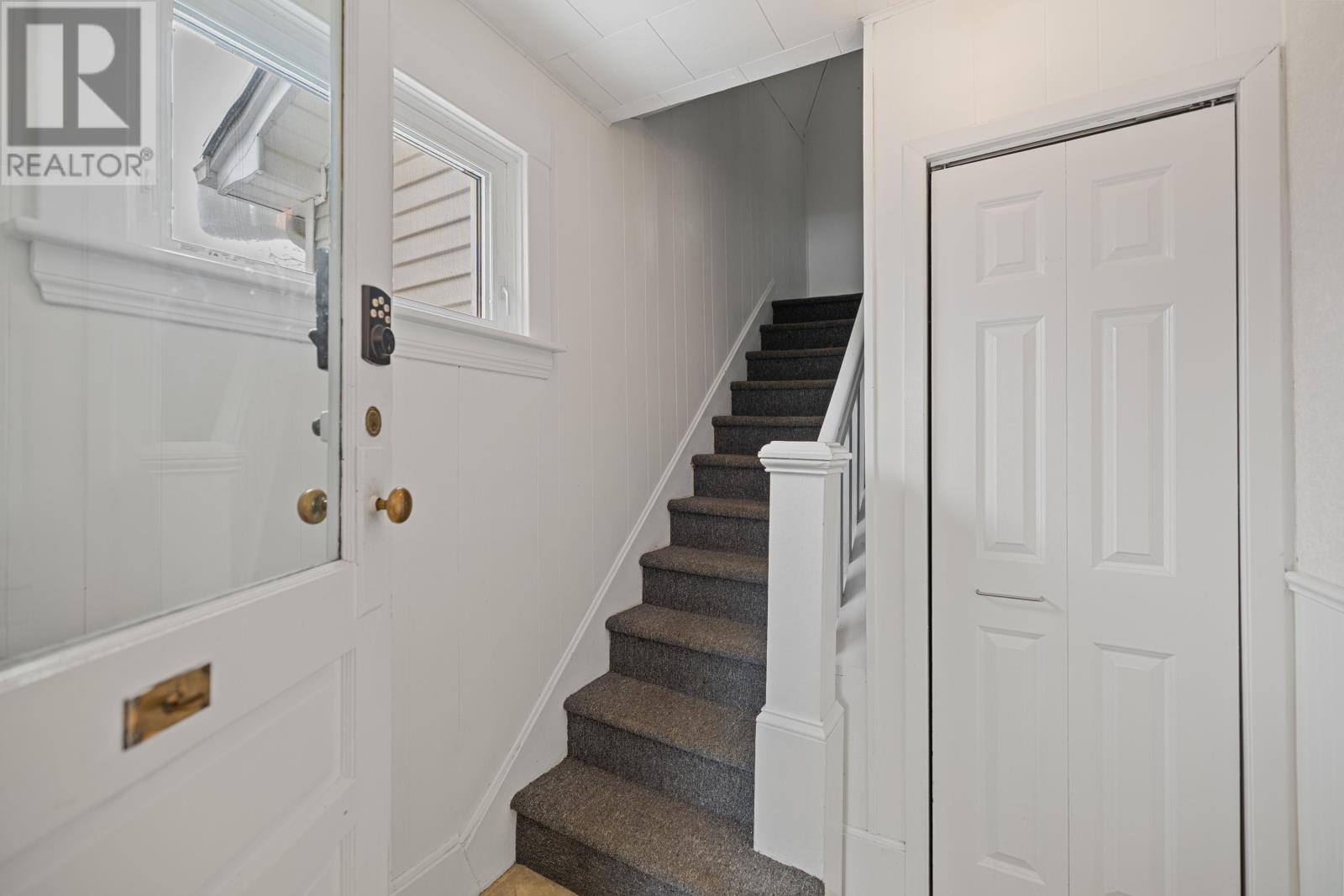 11 & 11A FELLING STREET - 22