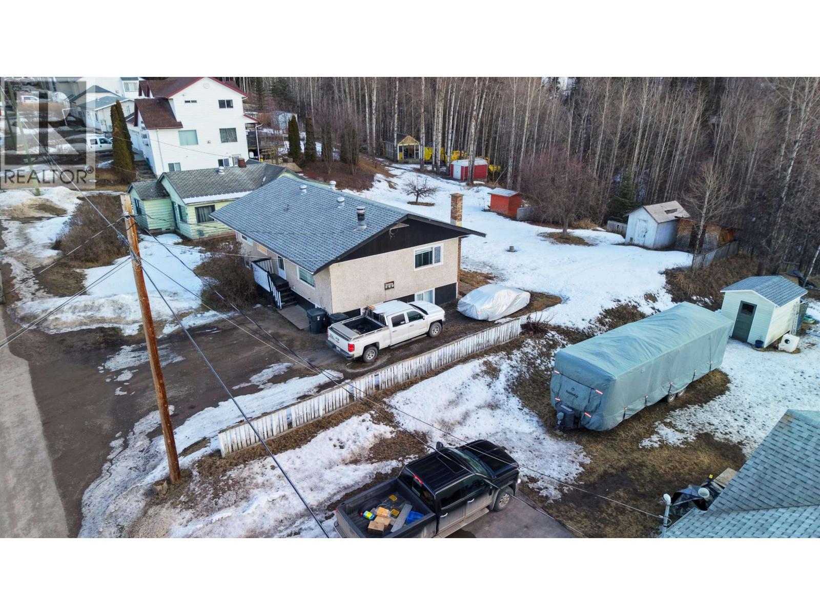 300 8TH Avenue, Burns Lake