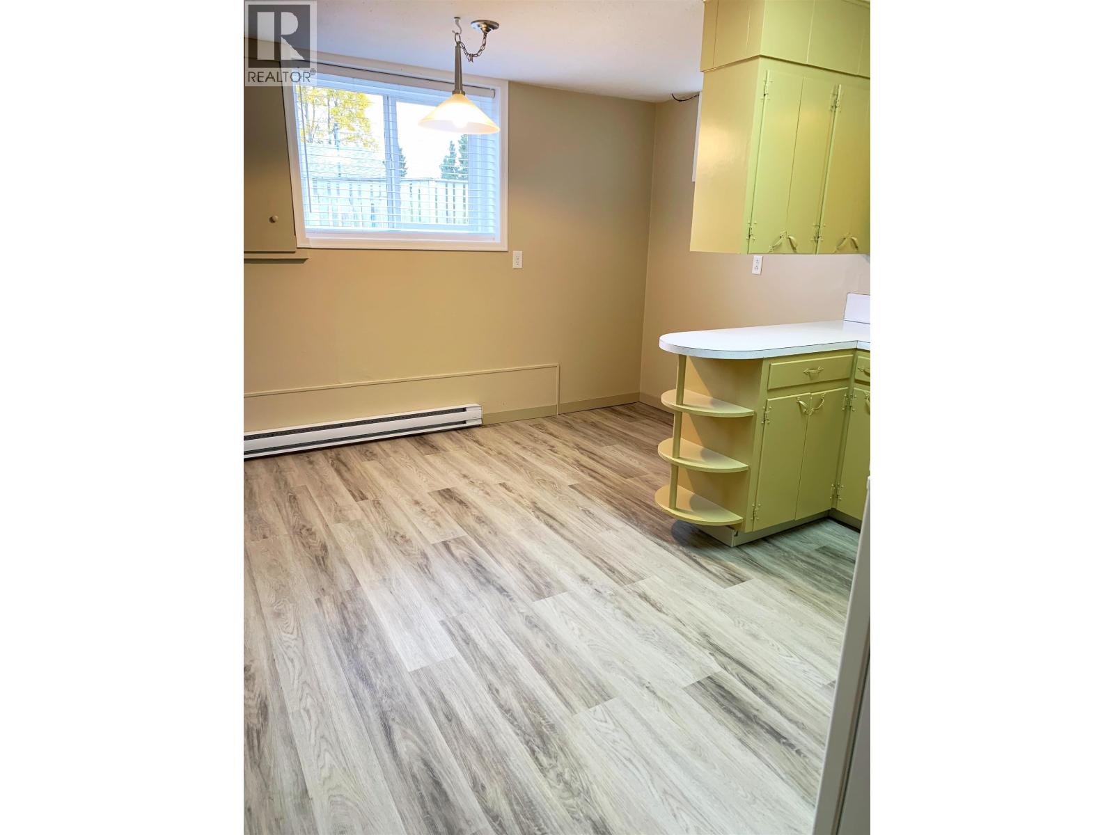 300 8TH Avenue, Burns Lake