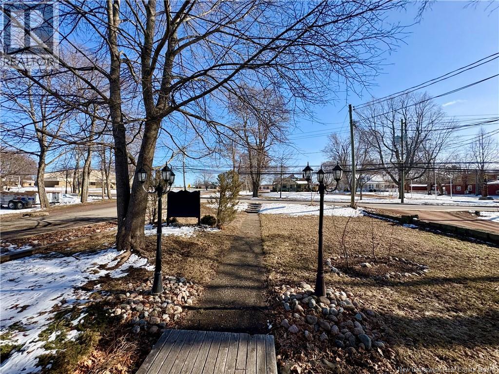 404 Main Street - 26