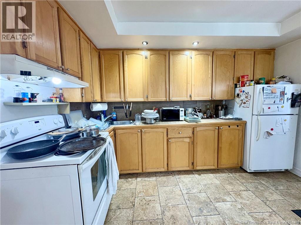 404 Main Street - 24
